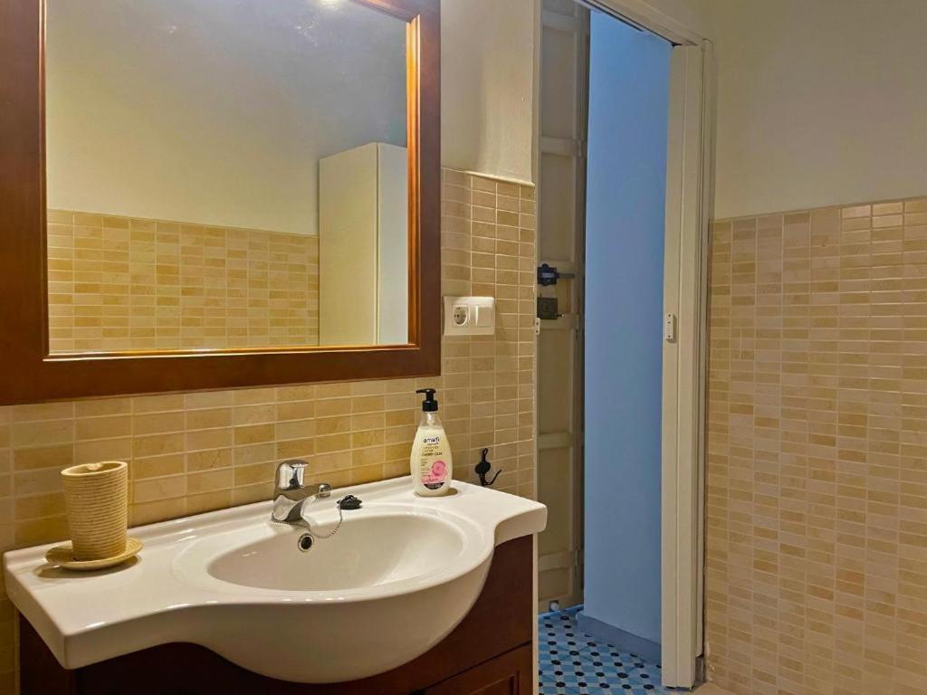 Apartamento Vitoria. เฮเรซ เด ลาฟรอนเตรา ภายนอก รูปภาพ