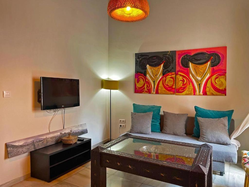 Apartamento Vitoria. เฮเรซ เด ลาฟรอนเตรา ภายนอก รูปภาพ